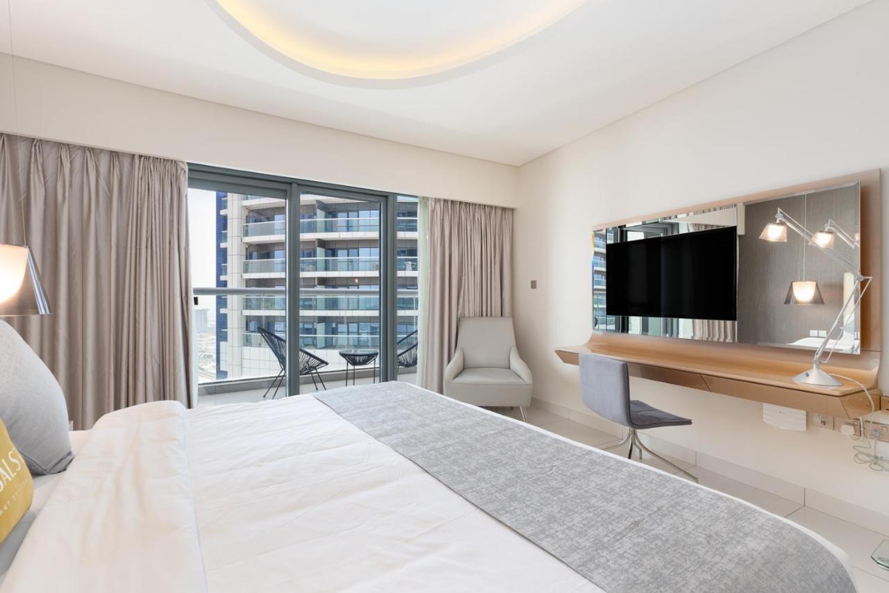 Globalstay Damac Towers By Paramount In Business Bay Dubai Exterior photo